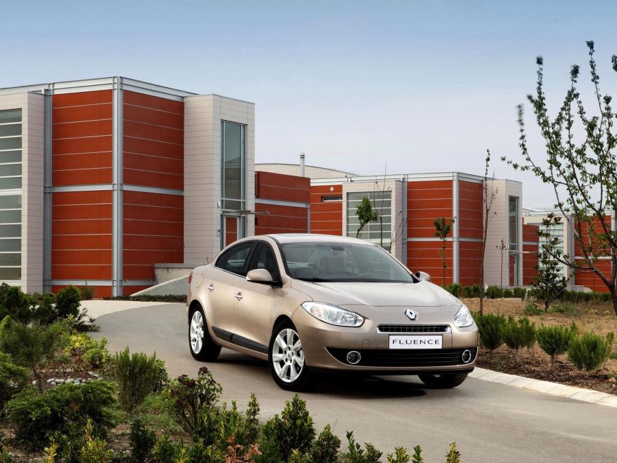  Renault Fluence 2009 года  (фото 13 из 30)